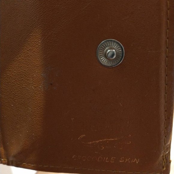 Crocodile Skin Wallet-Unusual Gift for Hard to Buy for Person - Picture 4 of 7